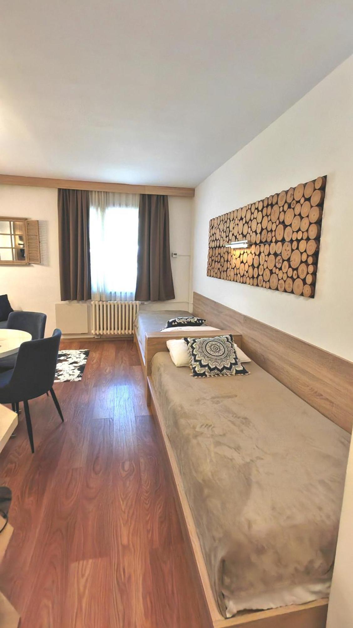 Apartments Kop Konaci Kopaonik Bilik gambar